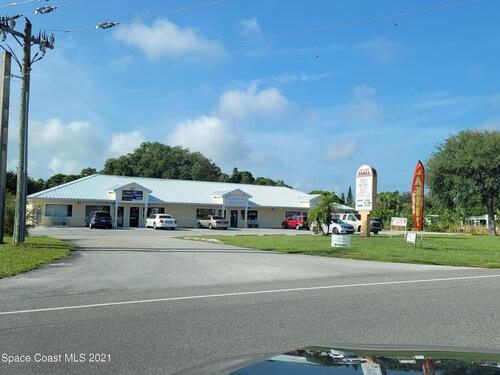 307 Barefoot Boulevard, Barefoot Bay, FL 32976