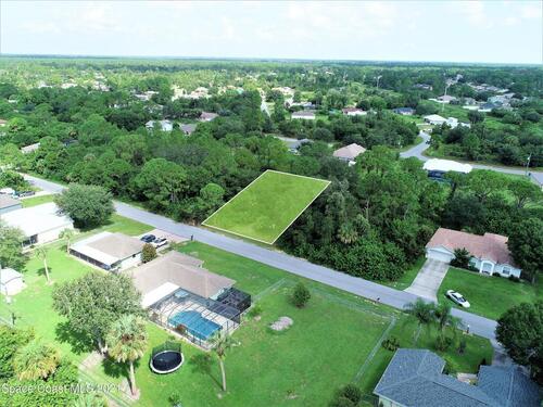 1255 Windingdale Street SE, Palm Bay, FL 32909