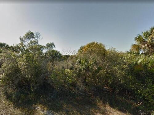 756 Sandlewood St SW, Palm Bay, FL 32908