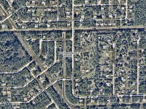 940 Happiness Avenue SW, Palm Bay, FL 32908