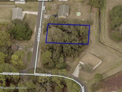 995 Sable Circle SE, Palm Bay, FL 32909