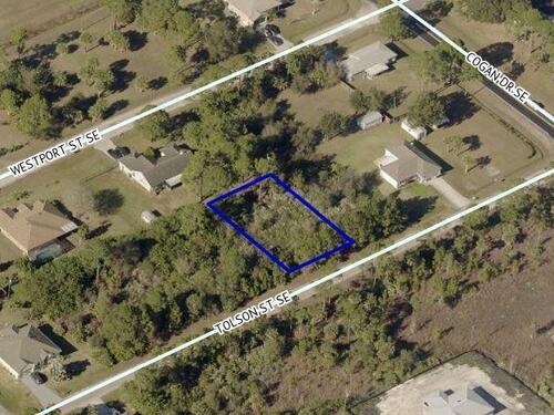 975 Tolson Street SE, Palm Bay, FL 32909