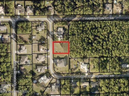 453 Danis Road SW, Palm Bay, FL 32908
