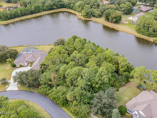 2062 Siroco Lane, Melbourne, FL 32934