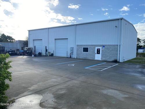 460 Shinn Avenue, West Melbourne, FL 32904