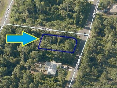 900 Corner Lot On Underhill Avenue SE, Palm Bay, FL 32909