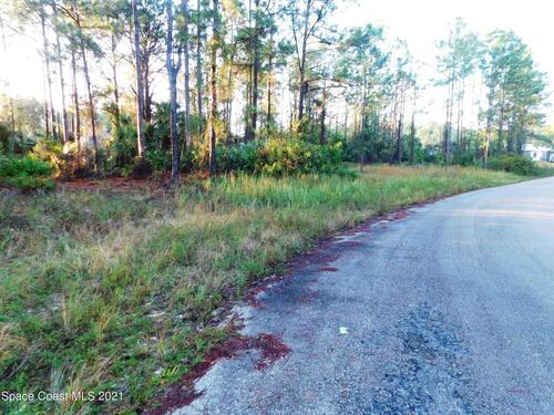 231 Sarah Road SW, Palm Bay, FL 32908