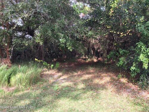 627 White Cloud Street SW, Palm Bay, FL 32908