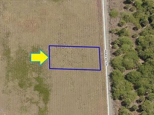 2402 Imura Road SW, Palm Bay, FL 32908
