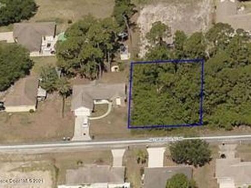 118 Hillsborough Avenue NW, Palm Bay, FL 32907