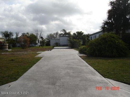 724 Lark Drive, Barefoot Bay, FL 32976