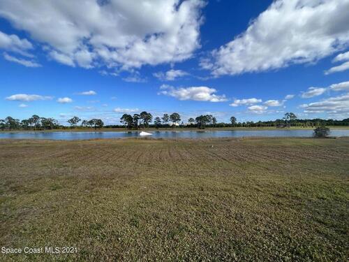 2475 Stillwater Lakes Drive, Palm Bay, FL 32908