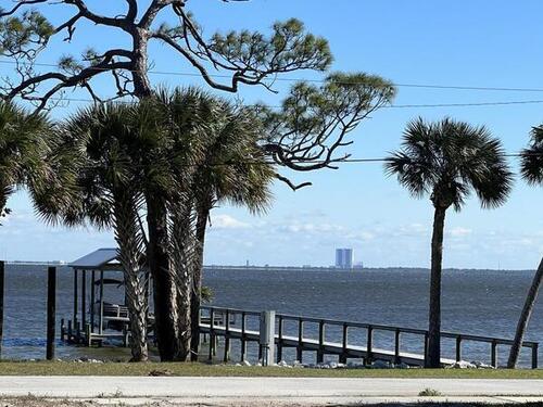 5270 Riveredge Drive, Titusville, FL 32780