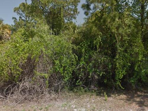 379 Wilton Avenue SW, Palm Bay, FL 32908