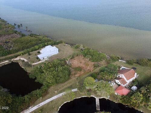 3740 S Courtenay Parkway, Merritt Island, FL 32952