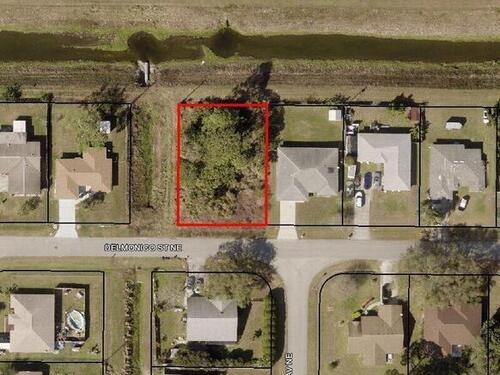701 Delmonico Street NE, Palm Bay, FL 32907