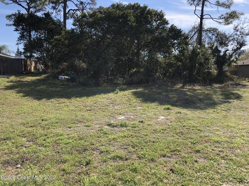 6033 Apple Avenue, Cocoa, FL 32927