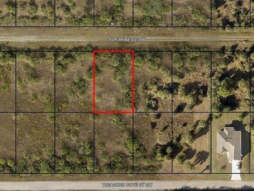 754 Sunshine Street SW, Palm Bay, FL 32908