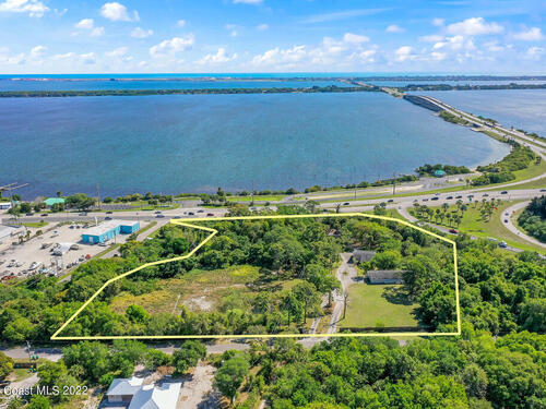 5925 Old Dixie Highway, Melbourne, FL 32940