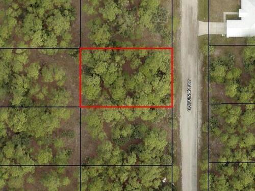 728 Griffin Avenue SW, Palm Bay, FL 32908