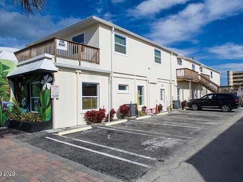 25 N Orlando Avenue, Cocoa Beach, FL 32931