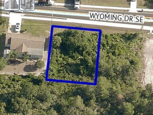 1650 Wyoming Drive SE, Palm Bay, FL 32909