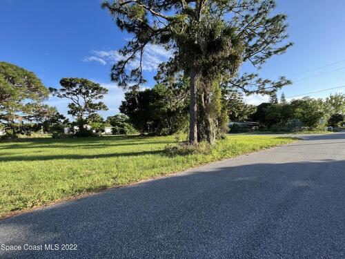 2971 Carver Street, Mims, FL 32754