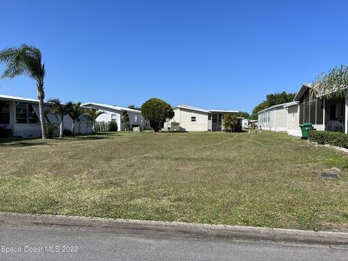 322 Macadamia Drive, Sebastian, FL 32976