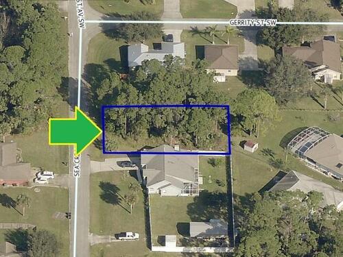 581 Sea Crest Avenue SW, Palm Bay, FL 32908