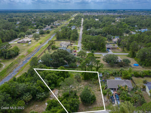 398 Wendover Road SW, Palm Bay, FL 32908