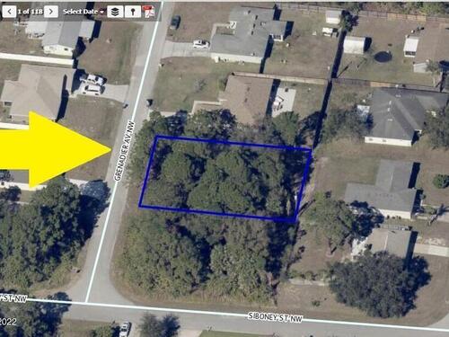 407 Grenadier Avenue NW, Palm Bay, FL 32907