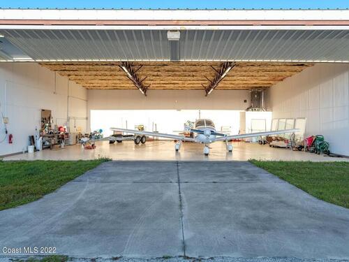 1495 General Aviation Drive, Melbourne, FL 32901