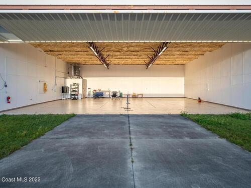 1495 General Aviation Drive, Melbourne, FL 32901