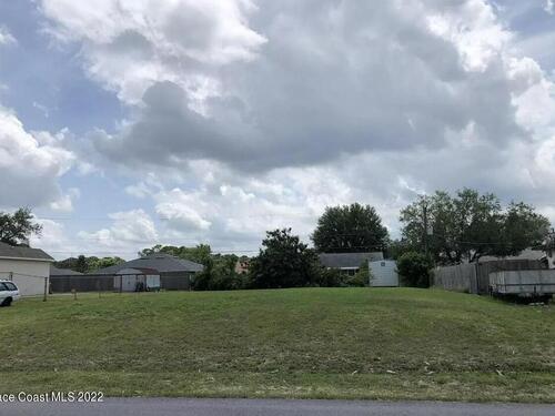 1334 Helliwell Street NW, Palm Bay, FL 32907