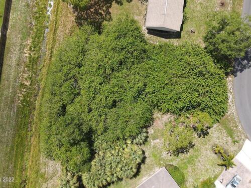 1801 Radcliff Avenue SE, Palm Bay, FL 32909