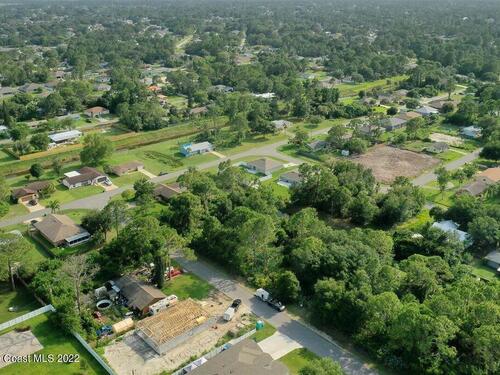 874 Campina Avenue SE, Palm Bay, FL 32909