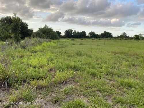 5955 Dixie Way, Mims, FL 32754