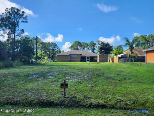 356 Friendly Street SW, Palm Bay, FL 32908