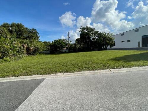 350 Lucas Lane, Cocoa, FL 32922