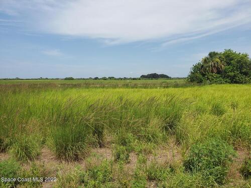 2242 Tafon Circle SW, Palm Bay, FL 32908