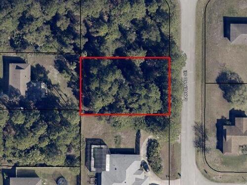 910 Carver Road SE, Palm Bay, FL 32909