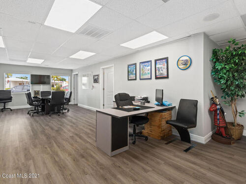 478 N Babcock Street N, Melbourne, FL 32935