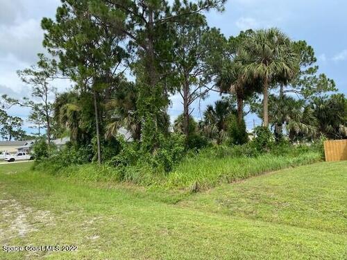 473 Eldron Boulevard NE, Palm Bay, FL 32907