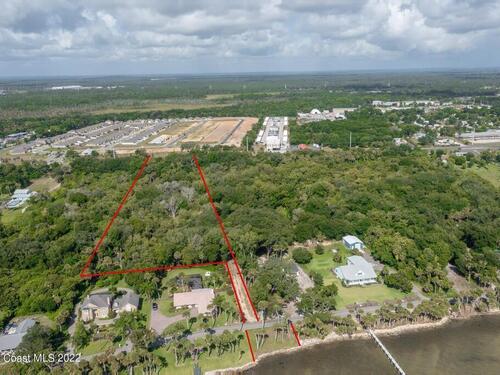 3861 Indian River Drive, Cocoa, FL 32926