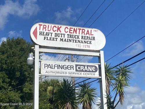 2979 W King Street, Cocoa, FL 32926