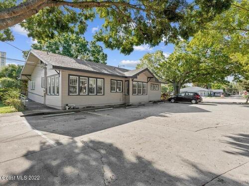 520 E Strawbridge Avenue, Melbourne, FL 32901