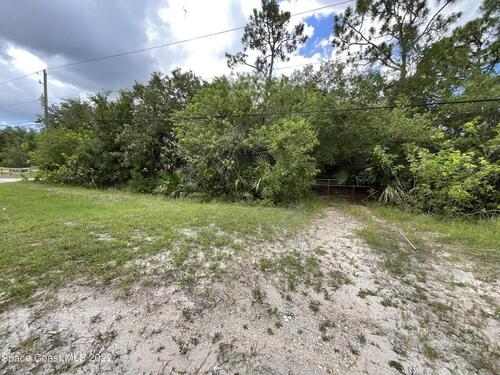 175 Grant Road, Grant-Valkaria, FL 32909