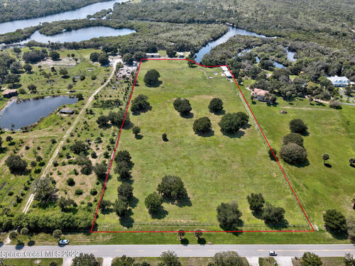 000 Fleming Grant Road, Micco, FL 32976