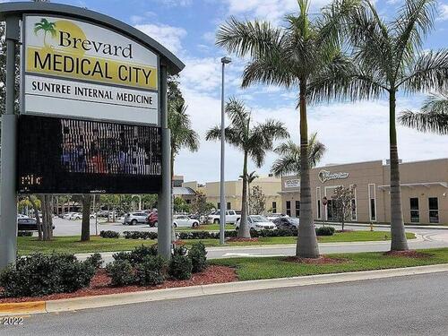 6549 N Wickham Road, Melbourne, FL 32940