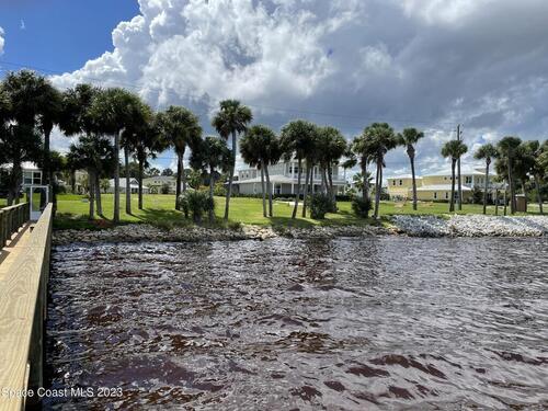 5230 Riveredge Drive, Titusville, FL 32780